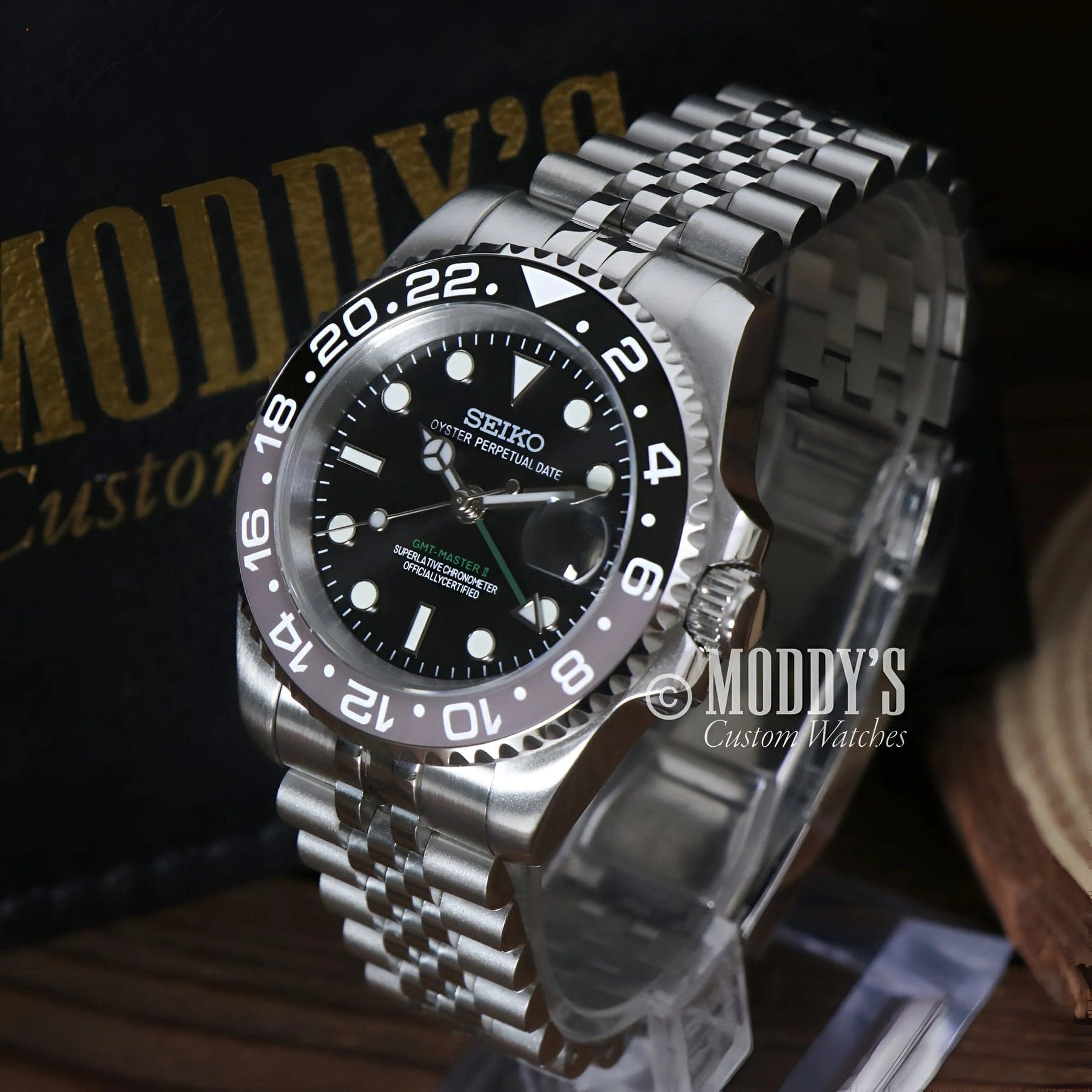Ashcroft Wayfarer Jubilee GMT — view 1